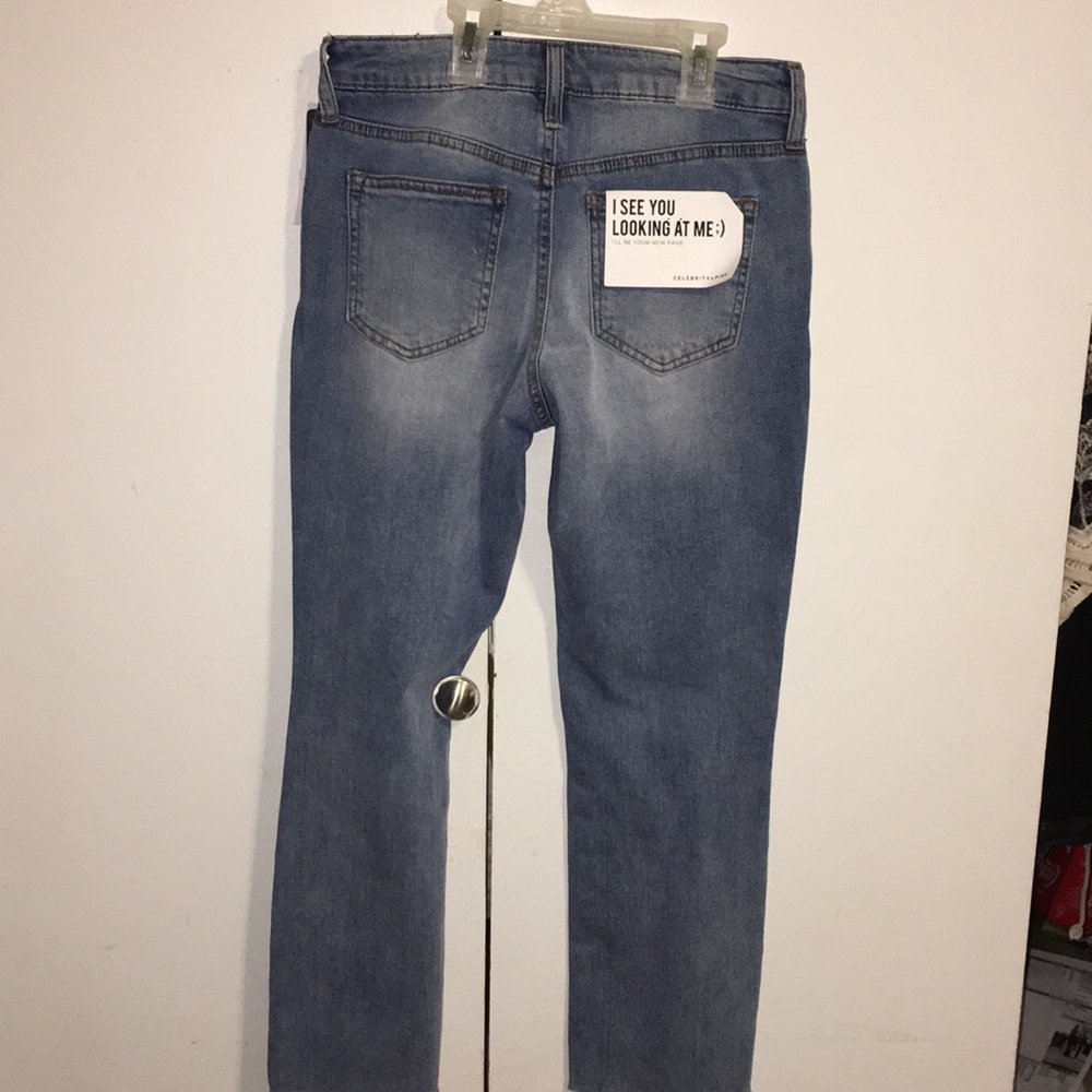 Jeans - Picture 2 of 3